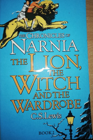 the lion the witch and the wardrobe author