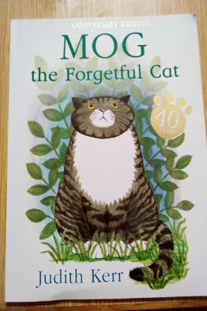 MOG the Forgetful Cat